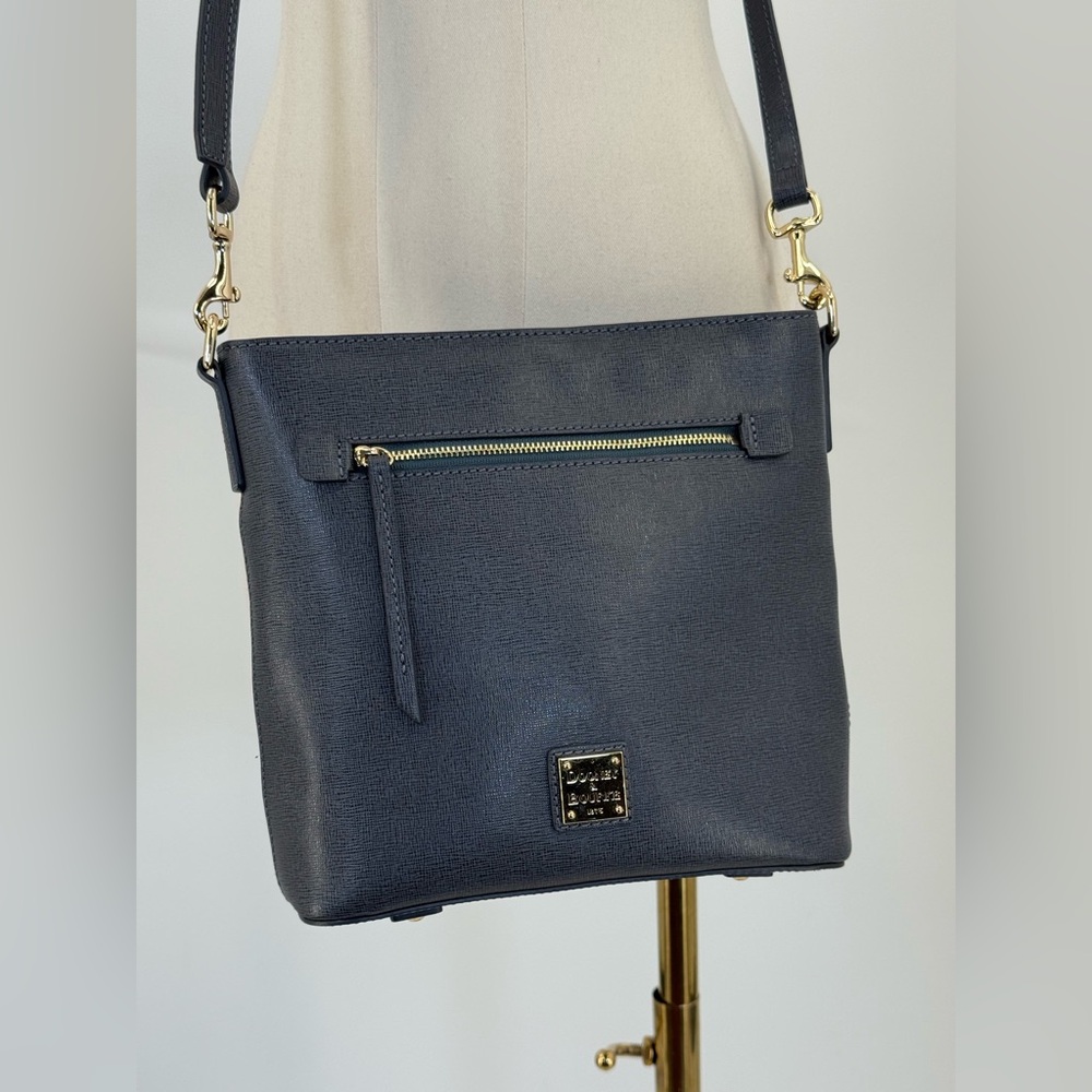 Dooney & Bourke Saffiano Leather Crossbody Bag Black Small Zip Purse - Picture 16 of 17